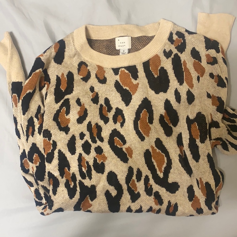 Target sweater size small